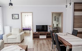 MAZURSKA DAMA - Słoneczny apartament Giżycko